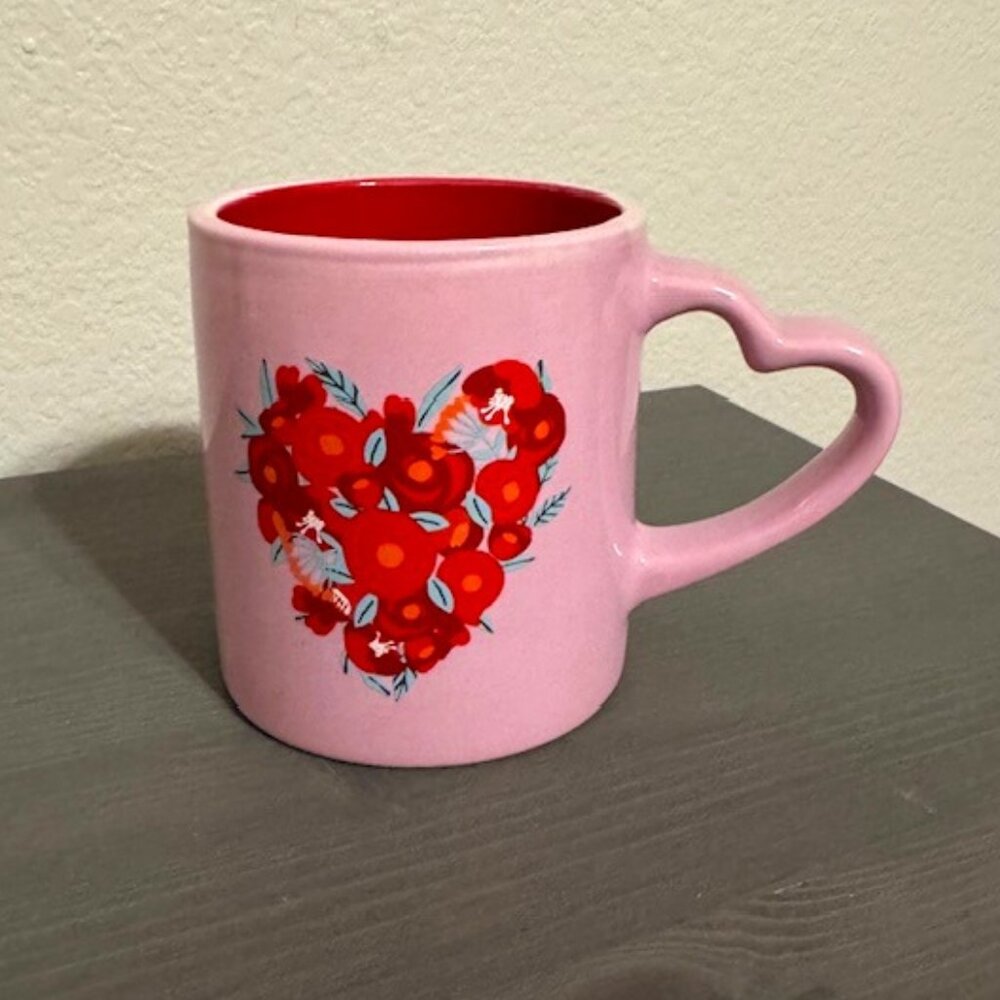 NWT Holiday Home Ceramic Light Purple and Red Floral Heart Coffee Mug, 16 ounces